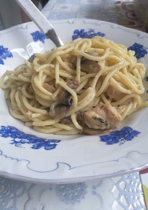 Gombás csirkés tészta recept fotója