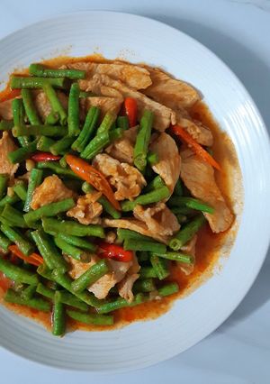 รูปของ "หมูผัดพริกแกงถั่วฝักยาว"