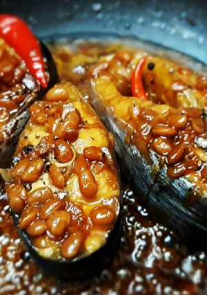 Hình của món Cá Tra bè kho tương hột.
