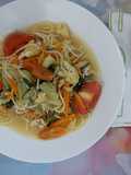 Mie kuah dg wortel dan zucchini