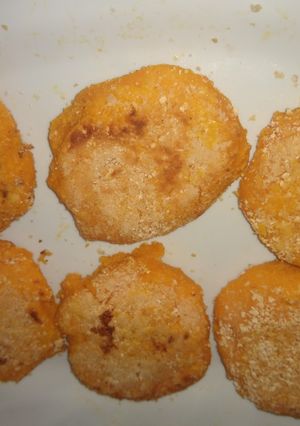 Una foto de Mini tortillas de papas y zapallo rellenas de queso 😋