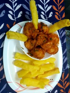 લસણીયા ભૂંગળા બટેકા (Lasaniya Bhungla Bataka Recipe in Gujarati) રેસીપી મુખ્ય ફોટો