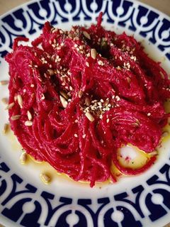 Una foto de Spaghetti rosa
