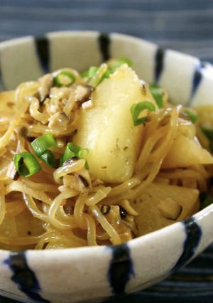 A picture of Low-Cal Stir-fried Daikon Radish and Shirataki.