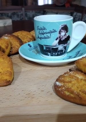 Φωτογραφία της συνταγής Κουλουράκια με κουρκουμά και κανέλα!