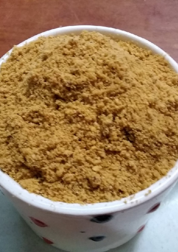 ஆந்திரா கார இட்லி பொடி (Andhra kaara idli podi recipe in tamil) செய்முறை முக்கிய புகைப்படம்