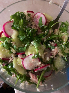 Foto di Insalata di miglio con ravanelli e sgombro