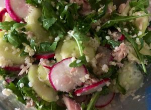 Foto di Insalata di miglio con ravanelli e sgombro