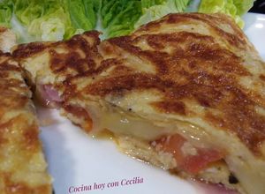 Foto principal de Omelette con jamón, queso, tomate y orégano