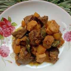 รูปของ Sambal Goreng Hati & Kentang