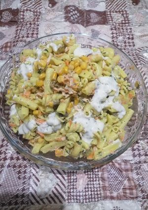 عکسی از دستور سالادماکارونی ساده😋🌽