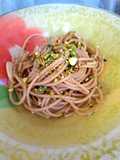 Spaghetti integrali alle cime di rapa e pistacchi