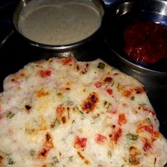 A picture of Uttapam.