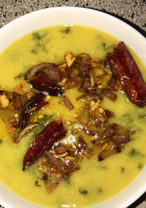 A picture of Dhaba style dal tadka.