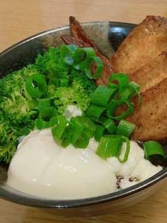 照燒雞翅丼飯 的食譜成品照片
