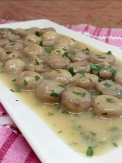 Una foto de Champiñones en salsa #veganos#guarnición