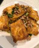 Đậu hũ thịt băm sốt cà chua