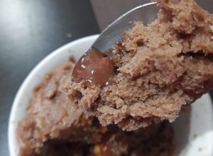 Una foto de Volcán de chocolate Snickers 🍮🍫