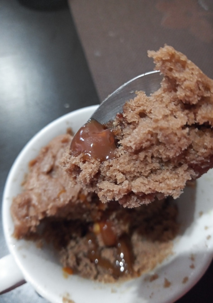 Una foto de Volcán de chocolate Snickers 🍮🍫