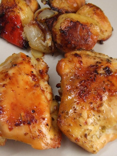 Una foto de Pollo asado al orégano y limón