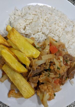 Una foto de Saltado de Coliflor