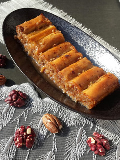 عکسی از دستور باقلوا گردو لوله ای