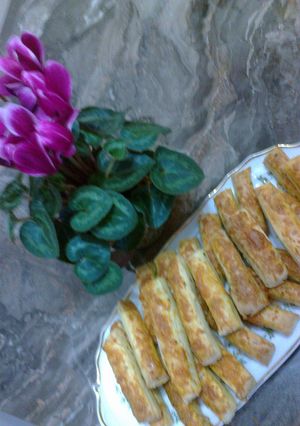 Túrós-medvehagymás rúd recept fotója