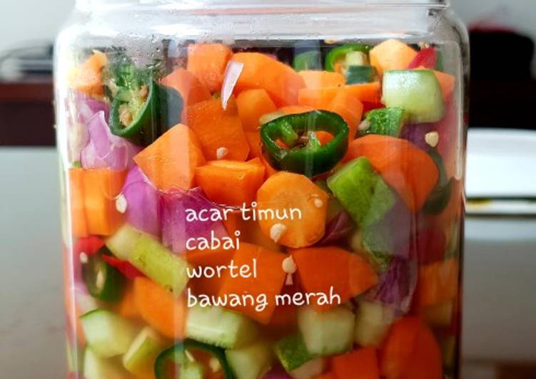 Acar Timun, Cabai, Wortel dan Bawang merah