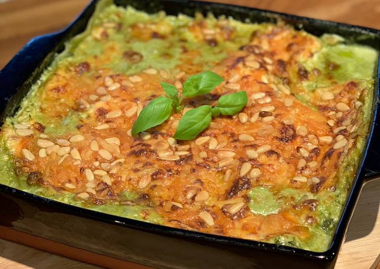 Easiest Way to Make Super Quick Homemade Green Lasagne!