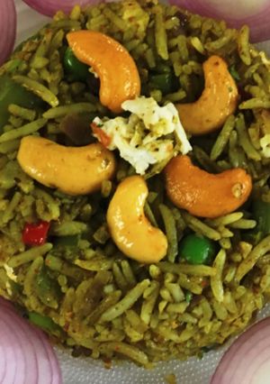 हरी भरी बिरयानी (Hari bhari biryani recipe in Hindi) रेसिपी मुख्य फोटो