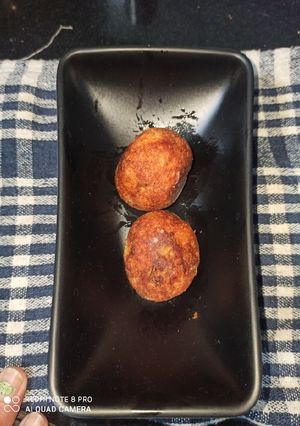 A picture of Potato petis (farali petis).