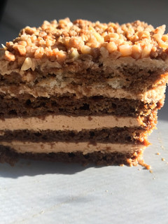Una foto de Pastel de moka concafé ☕️descafeinado
