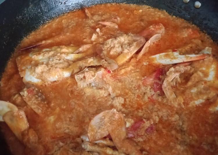 Chilli crab (kepiting saus Padang)