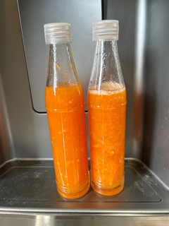 A picture of Hot Sauce.