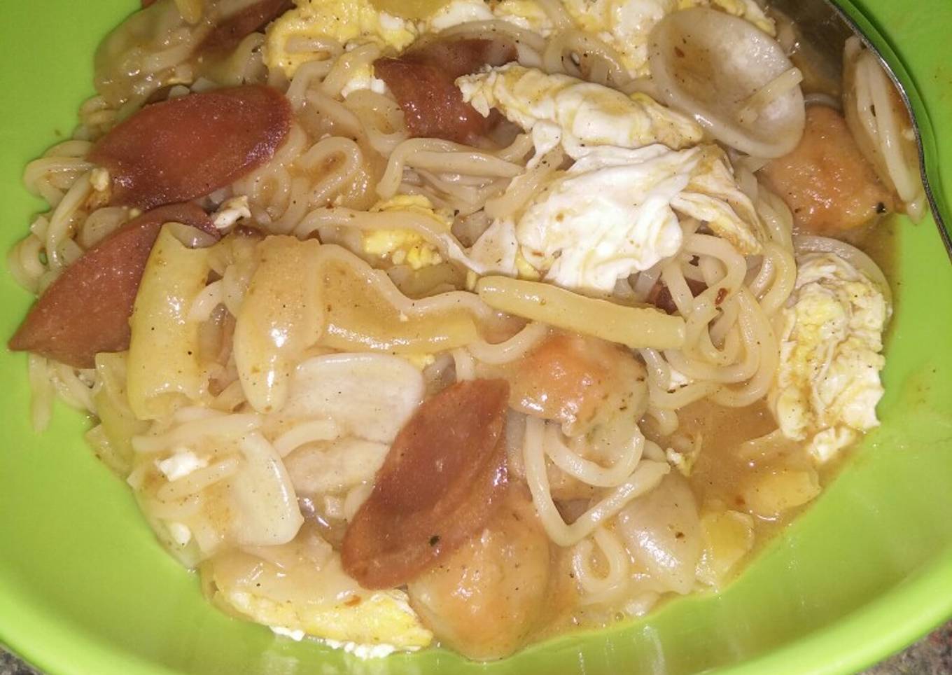 Mie kuah kare special