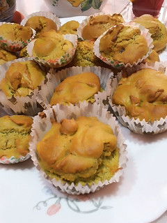 Foto di Muffin avocado e mirtilli cottura in friggitrice ad aria