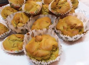 Foto di Muffin avocado e mirtilli cottura in friggitrice ad aria