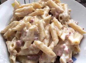 Foto principal de Macarrones a la carbonara🥓