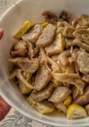 A picture of Stir Fried Chicken Mushrooms Tofu and Fish Balls.