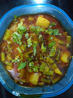 ગુવાર બટેટા નું સાક(guvar bateka nu saak recipe in Gujarati ( રેસીપી મુખ્ય ફોટો