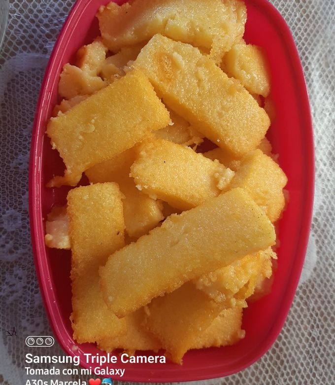 Una foto de Rectángulos de polenta frita