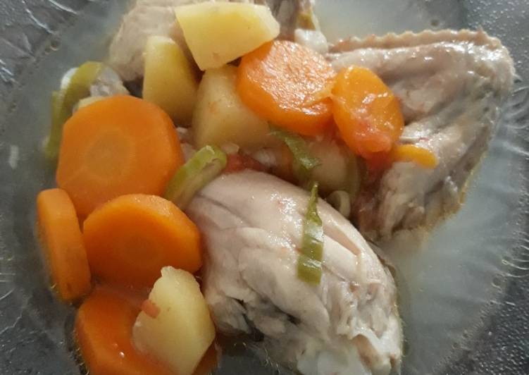 Cara Gampang Menyiapkan Sop Ayam Pak Min Klaten, Enak Banget