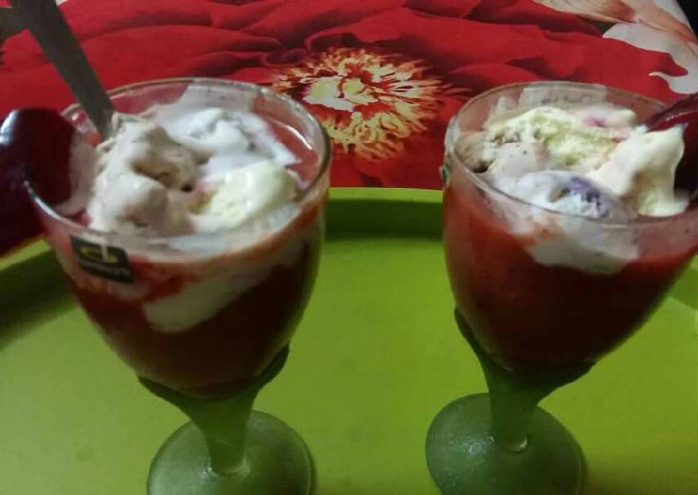 Plum mango smoothie