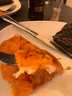 Una foto de Crep de boniato relleno de jamón y queso