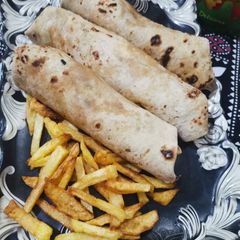A picture of Chicken chapati roll.