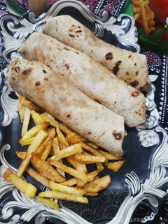 A picture of Chicken chapati roll.