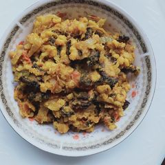 A picture of Daal karele.