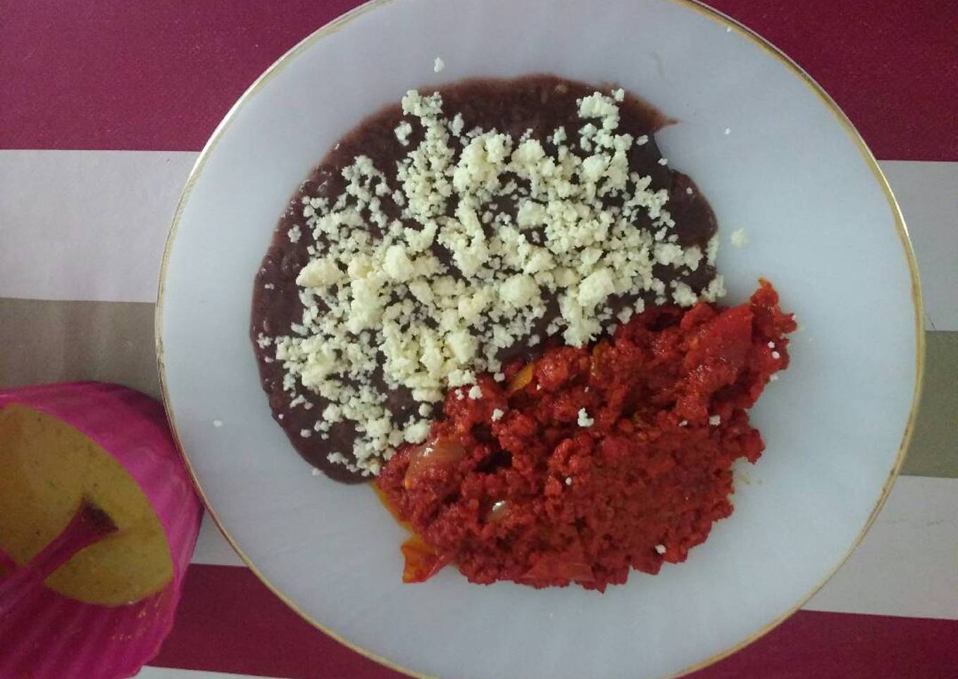 Chorizo en Salsa Martajada