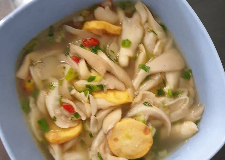 Sup Jamur Tiram Tofu Udang