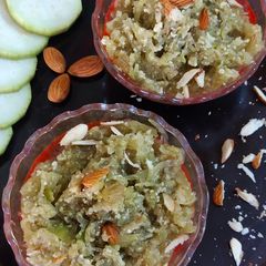 A picture of Bottle gourd halva.